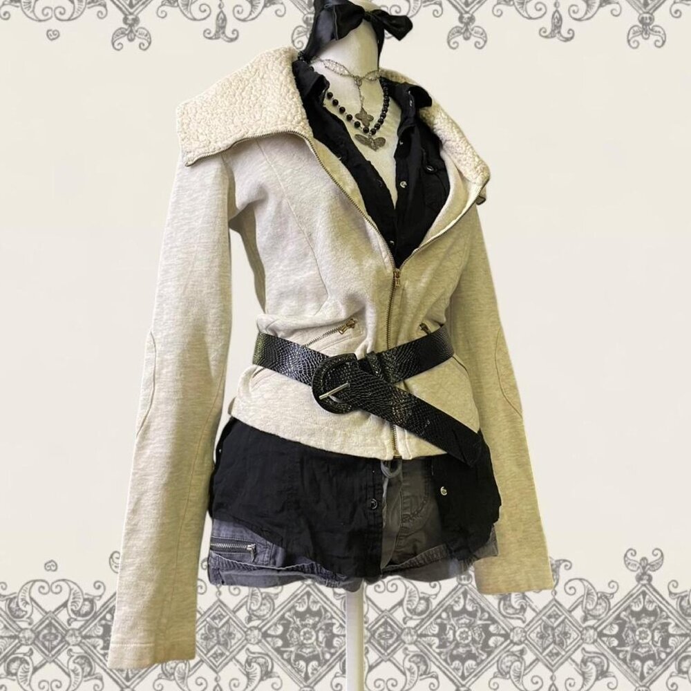 Y2K GUESS Cream zip up jacket with fur collar